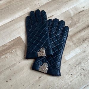 Micheal Kors, gently used, black, leather gloves.